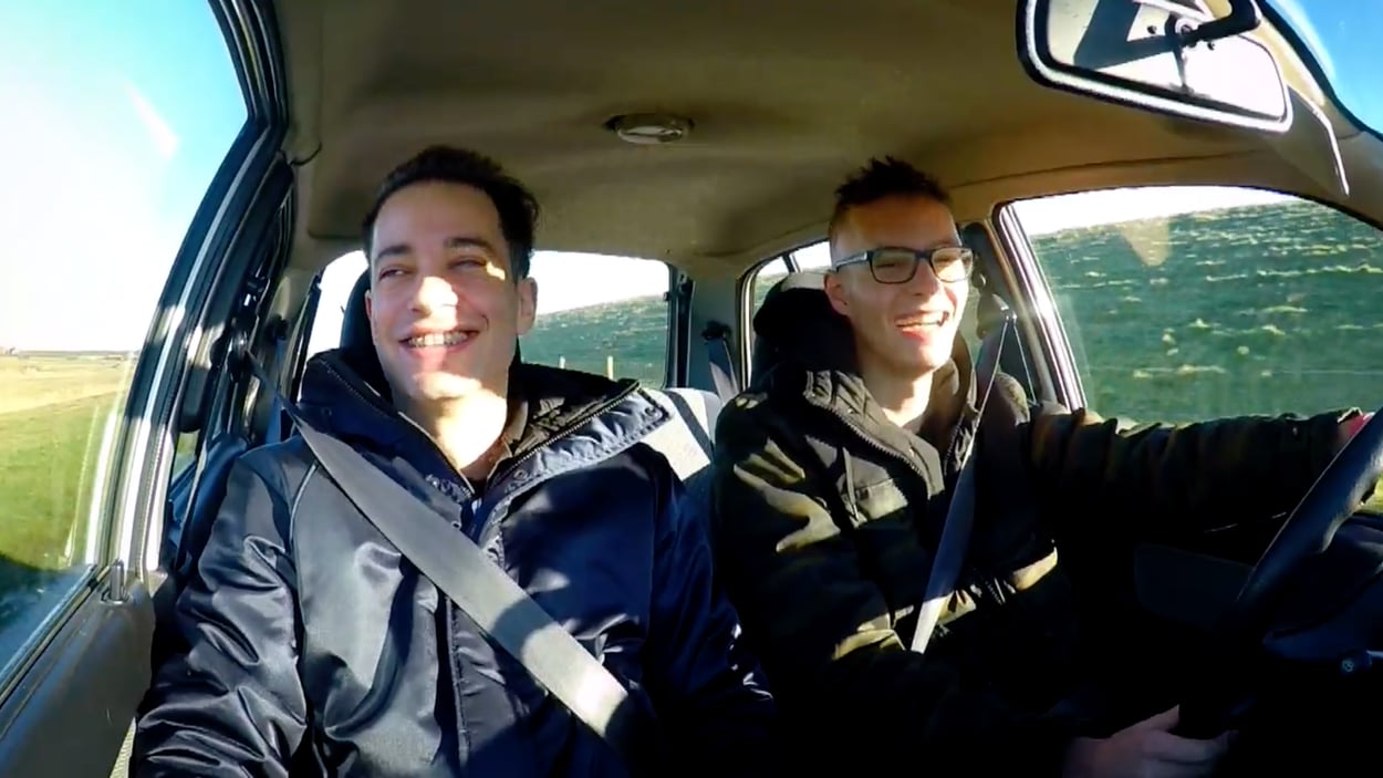 Daan en zijn 'waggie' - Over Mijn Lijk - BNNVARA